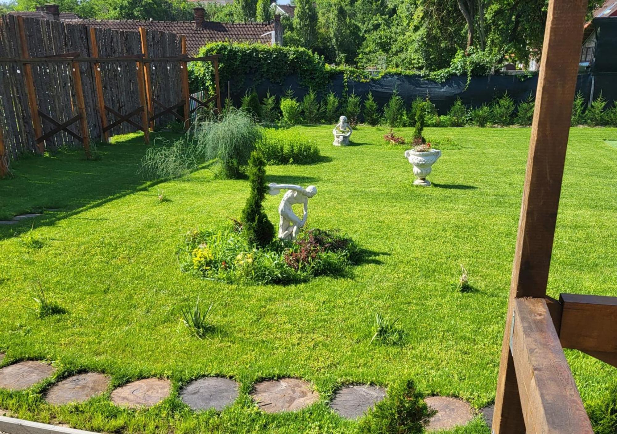 Pensiunea Hanul Huniazilor Hunedoara Exterior foto